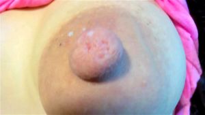 乳头制作精良，多汁，乳白色，很容易让您着迷