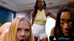 GIRLSWAY - MILF Ana Foxxx Spanking Stepdaughter Coco Lovelock Also Gets Spanked By Wife Mocha Menage: Porn - 经典欧美
