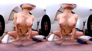 VR亚洲理疗体验，沉浸式感官享受。探索东方风情的私密空间，满足您的幻想与渴望。
