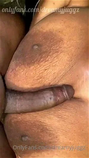 反向乳交 巨乳