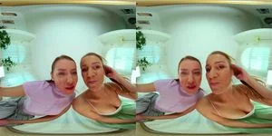 Two Beauties Over Your Face VR: Licking, Virtual Reality & European Porn - 经典欧美