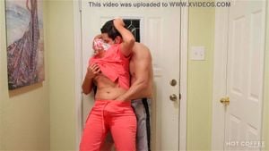 Big ass Latina nurse gets home to a good fucking after a long shift at the Hospital: Porn - 经典欧美