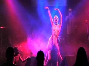 singer pussylicked on stage: Stripchat & Concert Porn - 经典欧美