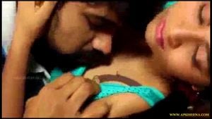 Bhaiya ghr pe nhi hai, tum mujhe bhut pasand ho: Blonde, Indian & Perfect Body Porn - 经典欧美