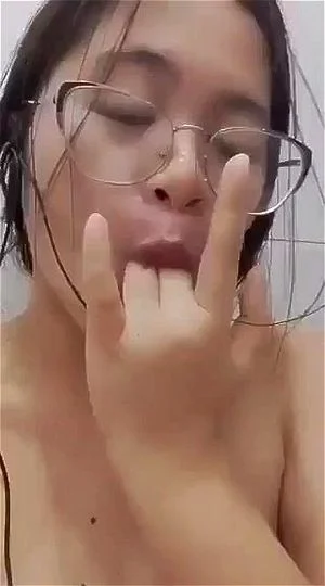 Half Pinay Masturbation: Pussy Fingering & Squirting Orgasm Porn - 经典欧美