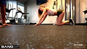 Sydney Cole Workout and tiny titties in the g: Smalltits, Teasing & Fit Porn - 经典欧美