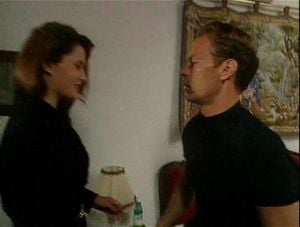 Il guardaspalle (1994) Scene 4 Betty Gabor, Rocco Siffredi: Blowjob, Missonary & Hardcore Porn - 经典欧美