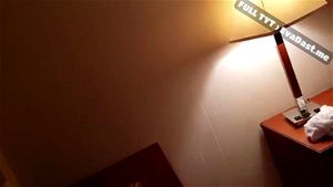 苗条妻子跨种族群交
