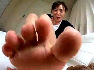 可爱日本女士足部特写 POV