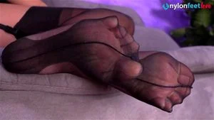 Teen brunette foot teasing wearing cuban nylon stockings by Nylon Feet Love: Porn - 经典欧美
