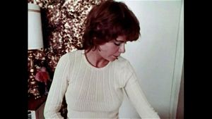哈里斯夫人的空腔 (1974)