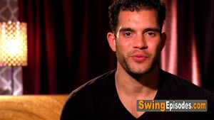 Swing House Season 5 Episode 1 Excited couple can't wait to have the hottest party ever: Porn - 经典欧美