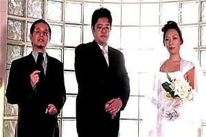 在这里......射新娘