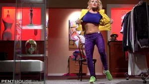 Krissy is a bolt on bimbo slut ft. Krissy Lynn: Doggy, Cowgirl & Whore Porn - 经典欧美