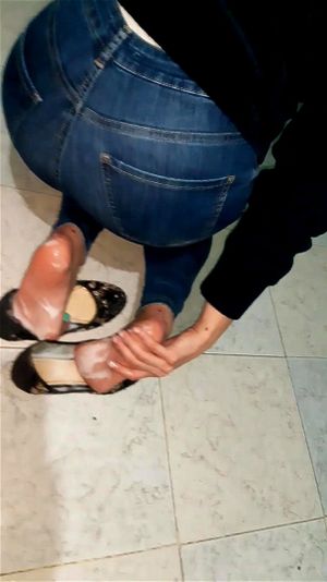 Cum filled flats heelpopping: Bongacams & Shoeplay Porn - 经典欧美