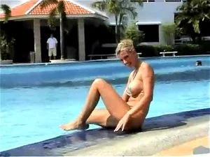 Vicky la deluree - soft version - French Blonde Milf gorgeous: Stripchat, Milf Bigtits & Pool Sex Porn - 经典欧美