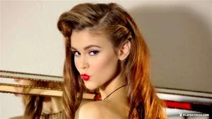 Photographer model with perfect body: Babe Hot, Garter Belt & Nice Tits Lingerie Porn - 经典欧美