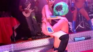 Wild Live Stage Sex: Cowgirl, Bongacams & Public Porn - 经典欧美