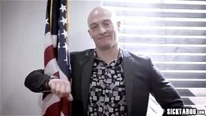 安吉拉白人做爱和她的老板