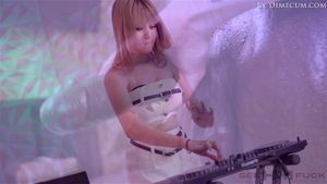 Indonesian teen DJ Gemoy vs BBC worship PMV by Dimecum.com: Asian & Dance Porn - 经典欧美