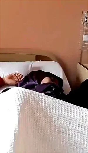 Jilboob colmek: Bongacams, Masturbation & Hijab Porn - 经典欧美