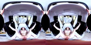 DevilleMovingVr 带来沉浸式虚拟现实体验，探索成人娱乐的全新维度。享受高清画质与立体声音效，让每一次互动都充满激情与真实感。专为寻求感官刺激的观众设计，提供多样化的内容选择，满足不同喜好。立即体验，开启您的私密冒险之旅。