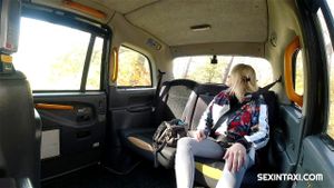 Sexy blonde widow got it hard in the taxi ft. Brittany Bardot: Blowjob, Handjob & Milf Porn - 经典欧美