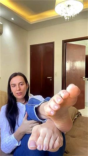 美丽巨大的美足
