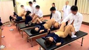 女子高校的健康检查