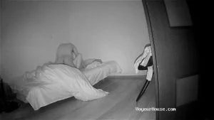Zed and Zyra - Spread her legs wide: Voyeur House, Deep Penetration & Reallifecam Porn - 经典欧美