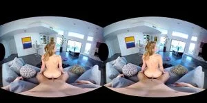 VR - 金发女郎肛门