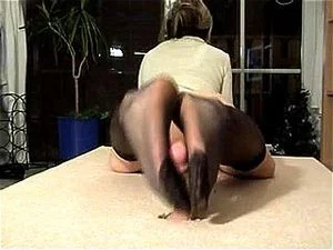 Lady Danira nylon footjob: Chaturbate Porn - 经典欧美