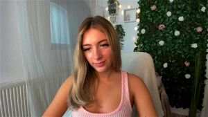 Tattooed busty and booty blonde babe webcam tease: Amateur, Teen & Slim Porn - 经典欧美