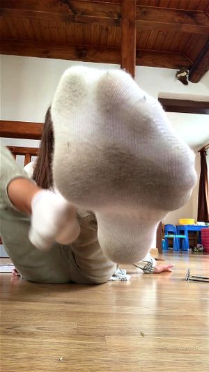 j4n3s0cks socks pretty feet: Onlyfans & Foot Fetish Porn - 经典欧美