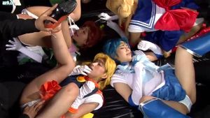 凌辱女英雄 水手战士内射群交