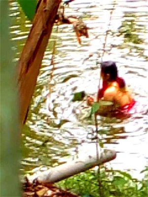 bengali boudi bathing: Pornhub & Desi Bhabhi Porn - 经典欧美