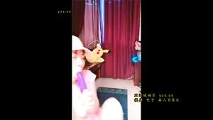 女神电动棒自慰: Bigass, Oralsex & Fellation Porn - 经典欧美