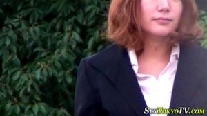 观看亚洲人互相抚摸的亲密瞬间。探索成人之间的性感互动，享受充满激情与欲望的视觉体验。