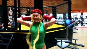 Street Fighter Cammy Cosplay Workout: 60Fps, Fit & Costume Porn - 经典欧美