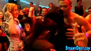 Partying cfnm czech sucks: Blowjob, Ass & Hd Porn - 经典欧美