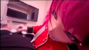 Kigurumi 是一种独特的成人角色扮演体验，参与者穿着全身式角色扮演服装，通常带有面具或头套，创造出一种神秘而引人入胜的氛围。这种活动强调幻想和角色转换，适合寻求新奇感官刺激的成年人。在安全、自愿的环境中，探索多样化的角色扮演场景，增添情趣与亲密感。