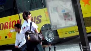 舐め回し痴漢: Licking, 巨乳 & 顔射 Porn - 经典欧美