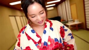 日本成人影片 熟女温泉 素人