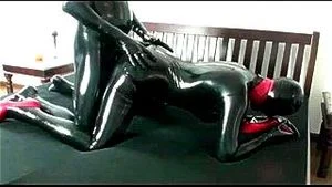 Latex Catsuit fuck 58 ft. Lady Tasha: Missonary, Pornhub & Rubbervita Porn - 经典欧美