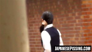 Hidden cam records Japanese babes wetting pants accidentally: Asian, Fetish & Oriental Porn - 经典欧美