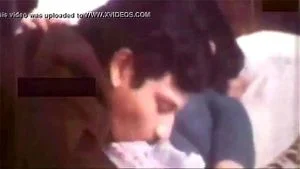 印度熟女，情趣角色扮演