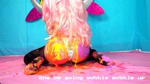 Belle Delphine 音乐视频