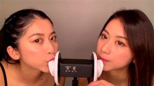 Real Japanese Twins Sexy Ear Licking ASMR: Asian, Asmr Ear Licking & Mouth Fetish Porn - 经典欧美