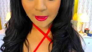 火辣的拉丁女人讲述她想如何做爱