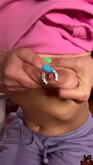 Milf saggy tits: Xvideos, Floppy Titties & Small Saggy Tits Porn - 经典欧美